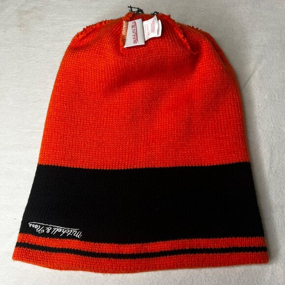 Philadelphia Flyers NHL Mitchell & Ness Acrylic Winter Pom Hat Beanie ADULT - Picture 9 of 10